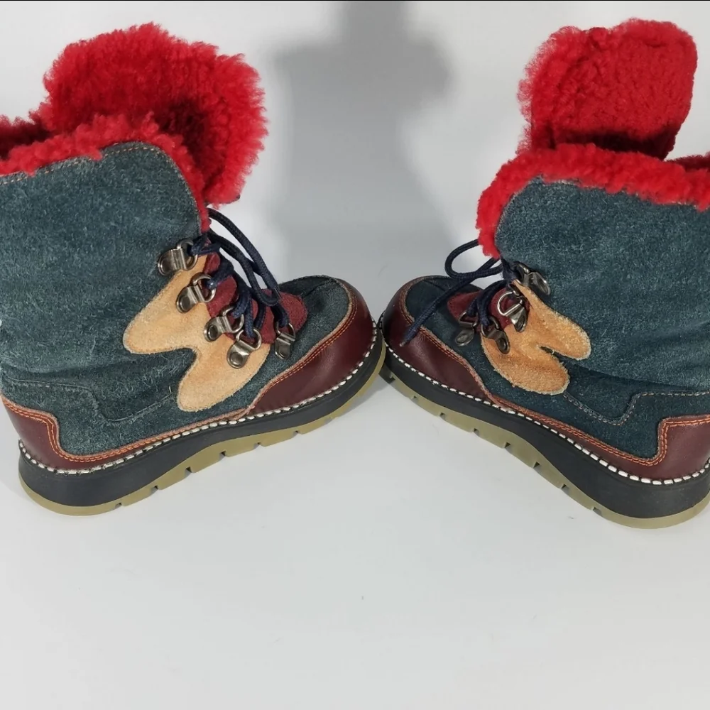 Antilopa Toddler Boys 28 Suede and Sheepskin Fleece Lined Boots *Note Scuffs